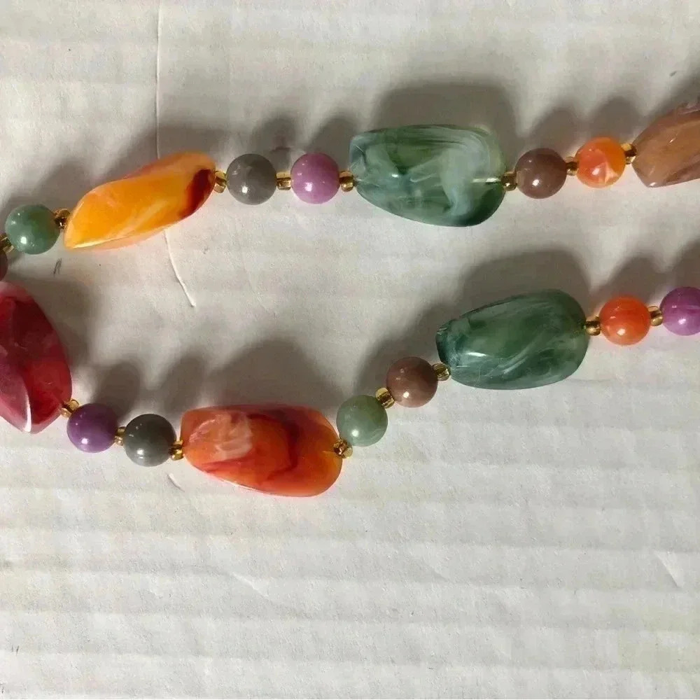 Vtg Marbled Beaded Necklace